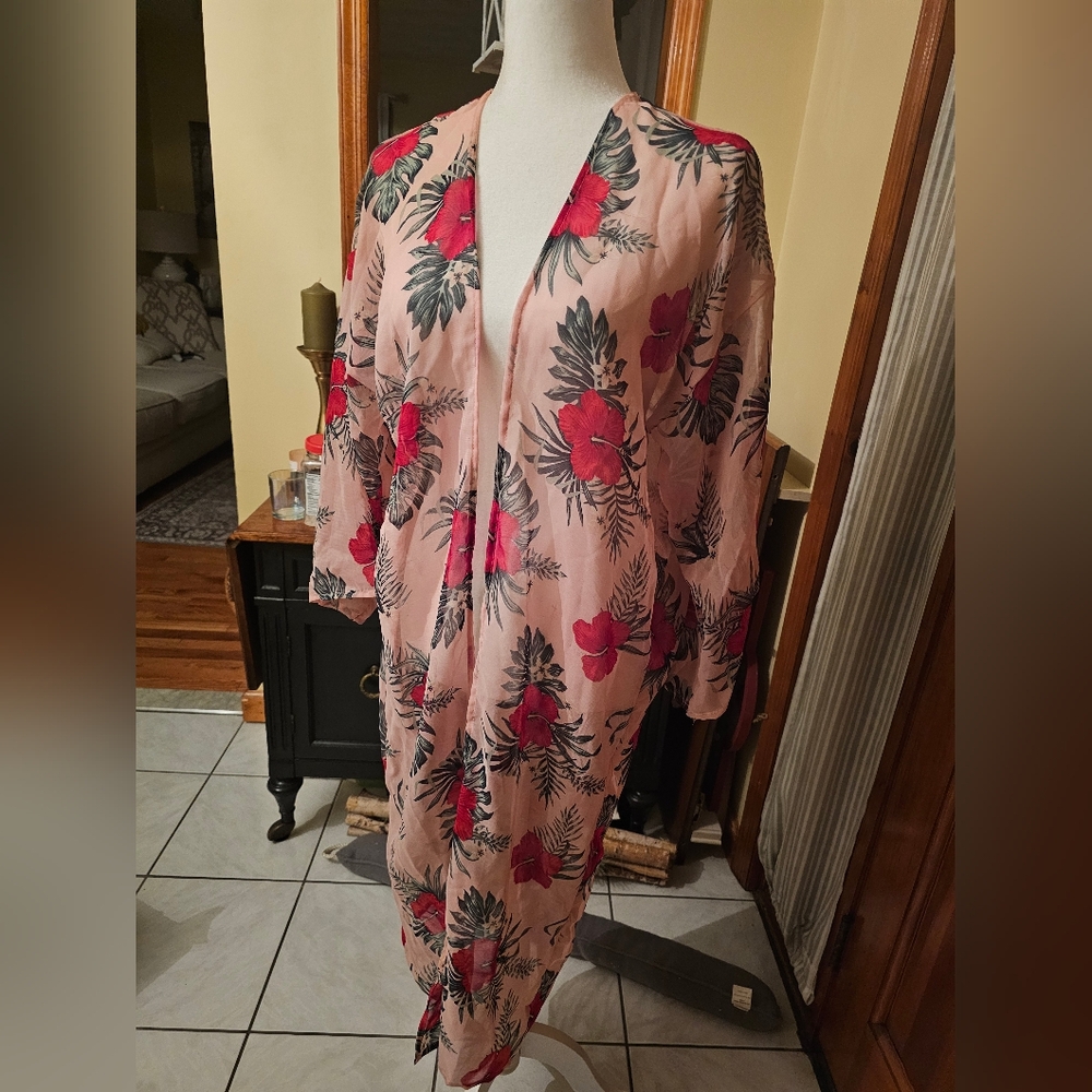 Guess beach cover up